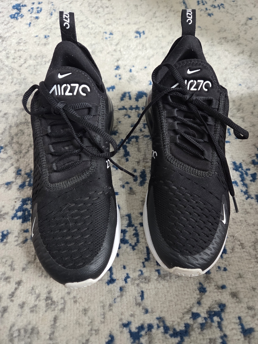 Womams Nike Air270 Size 10 Used